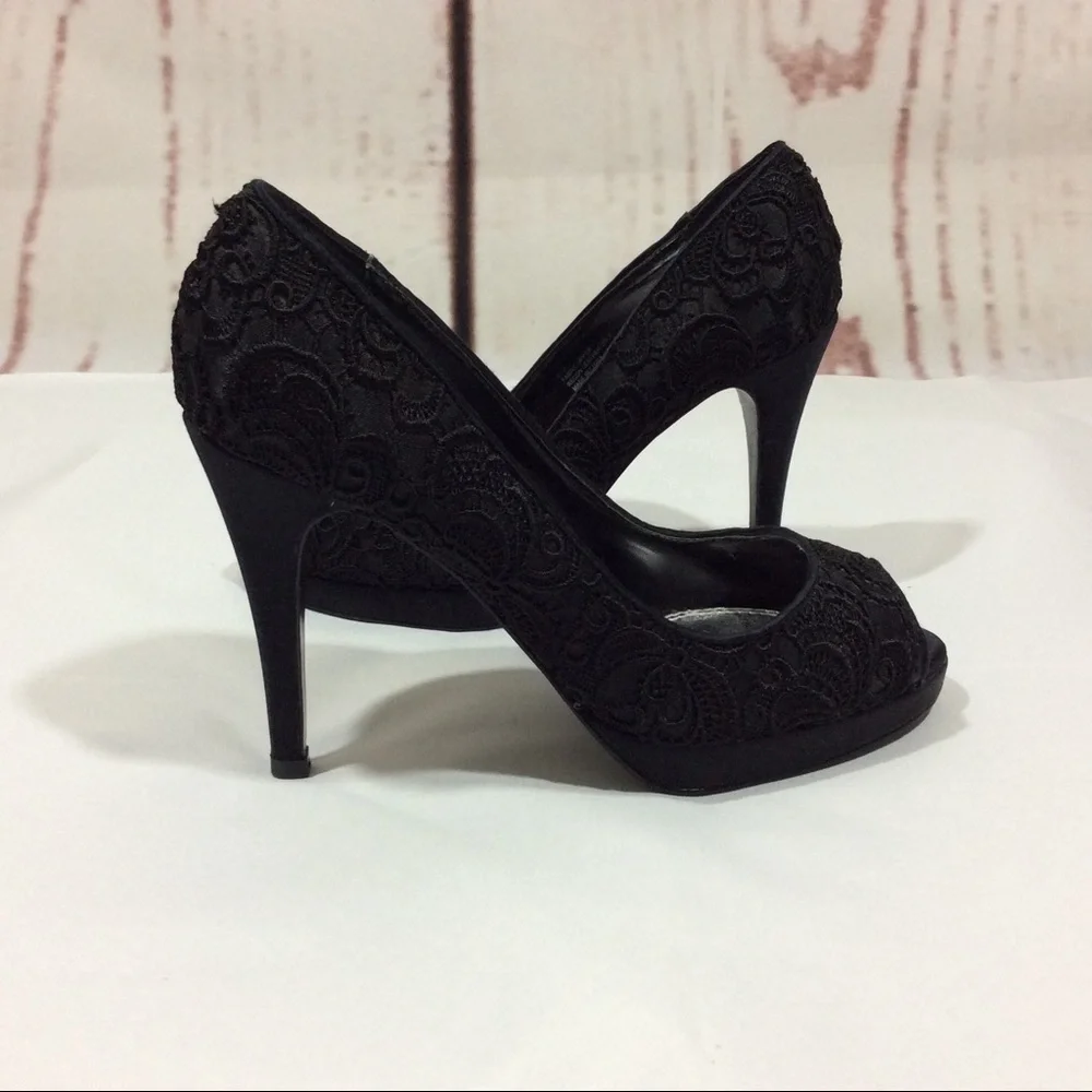 White House Black Market Black High Heel Shoes‎ Evening Cocktail Party Wedding